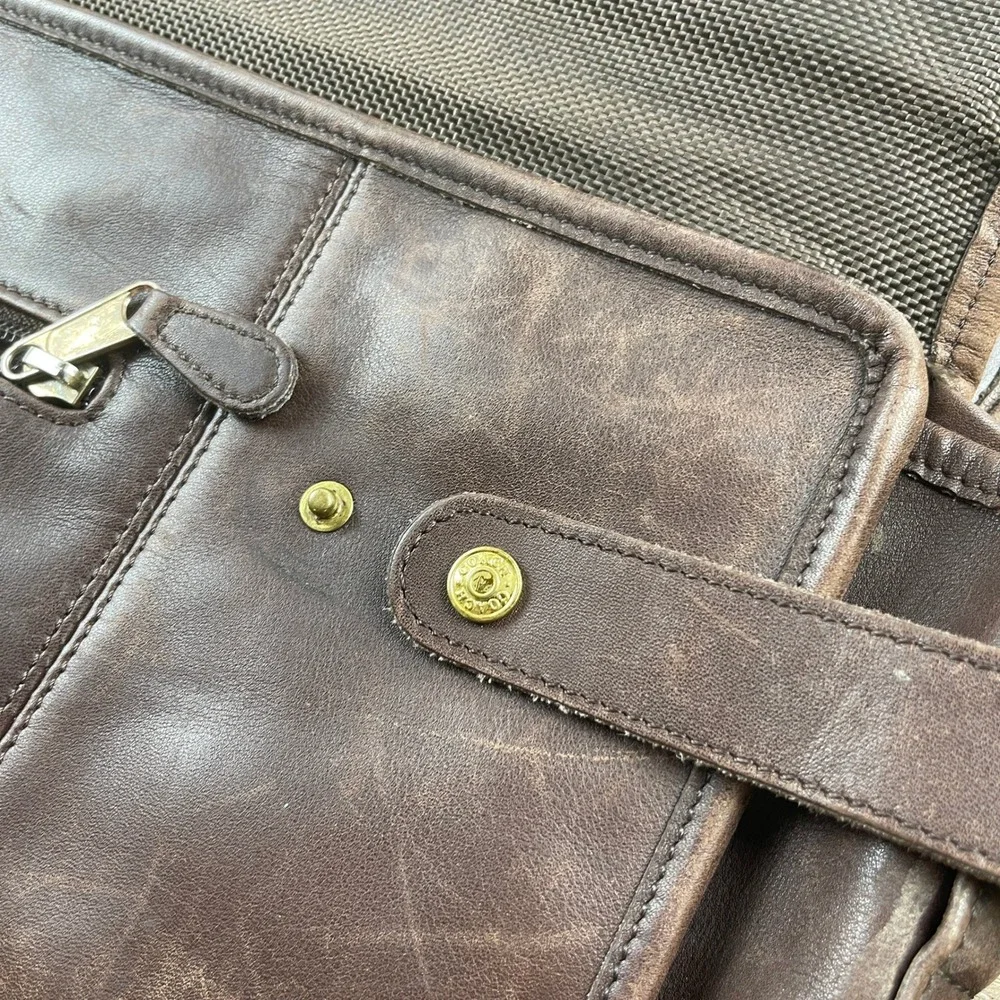 Vintage Coach D8S-0546 Turnlock Leather‎